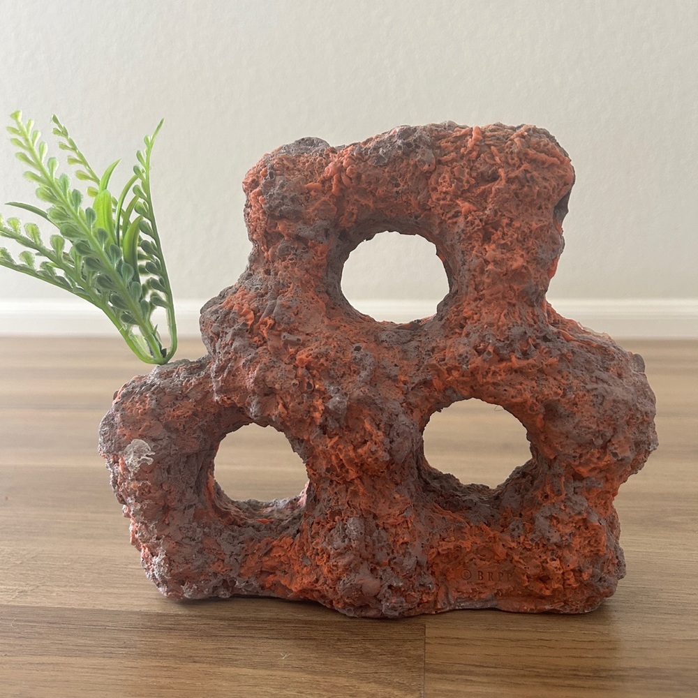 Volcanic Rock Aquarium Decoration with Faux Plants – Natural Lava Style- Used - Picture 4 of 7